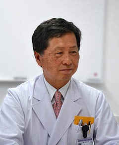 森安史典 教授